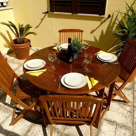 Riviera Degli Haethey Apartman *